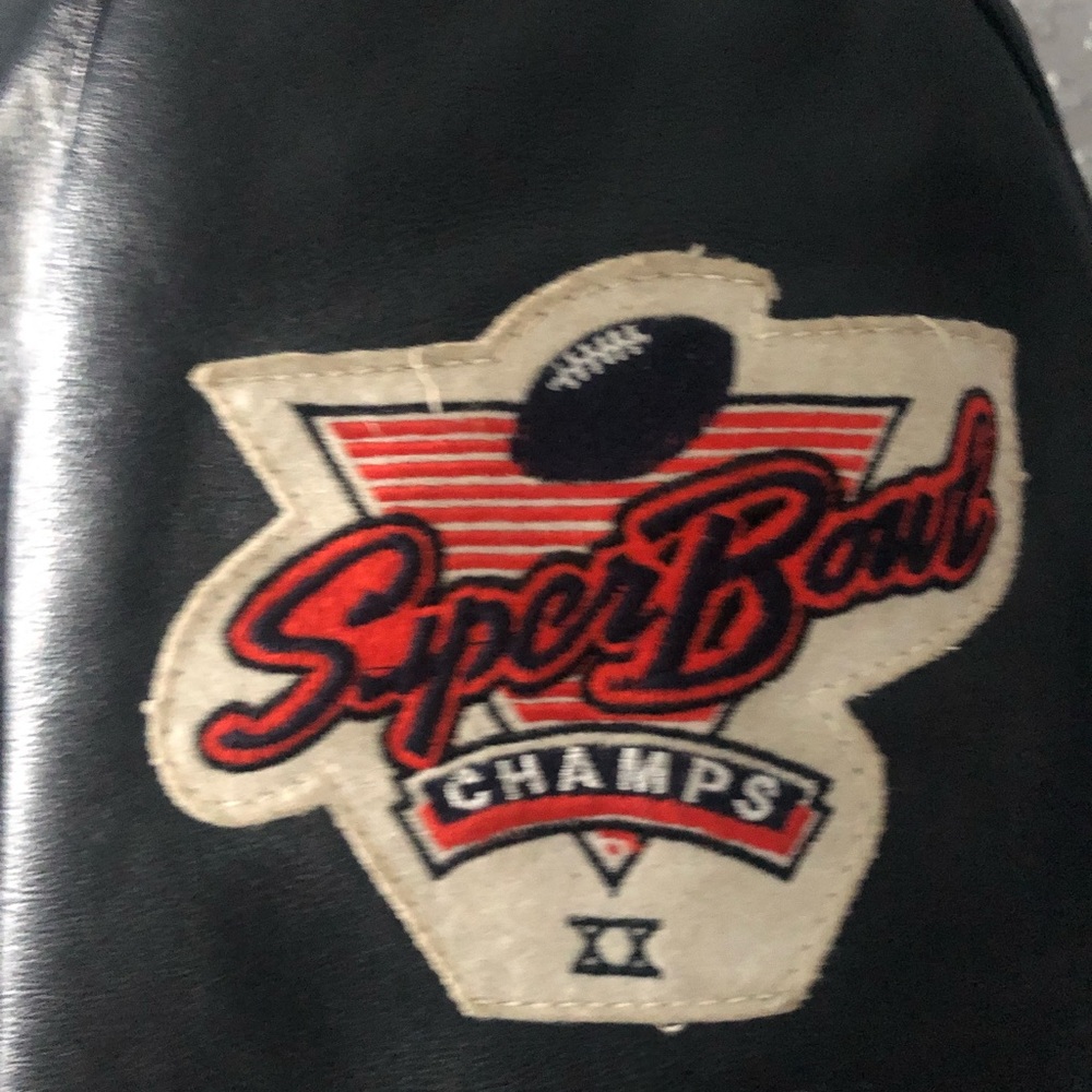 Leather bomber jacket. Authentic vintage license Super Bowl size 46. - Picture 4 of 5